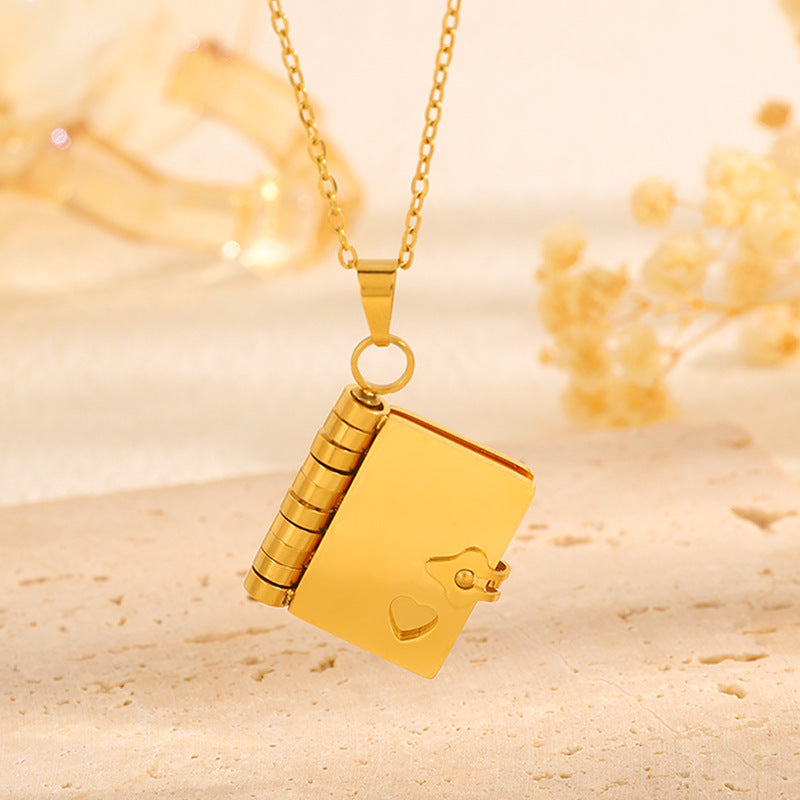 Titanium steel girls love letter necklace can be opened