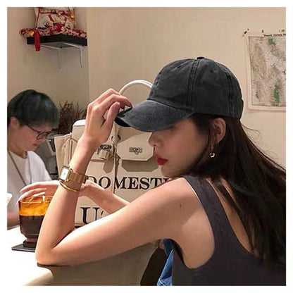 baseball cap
